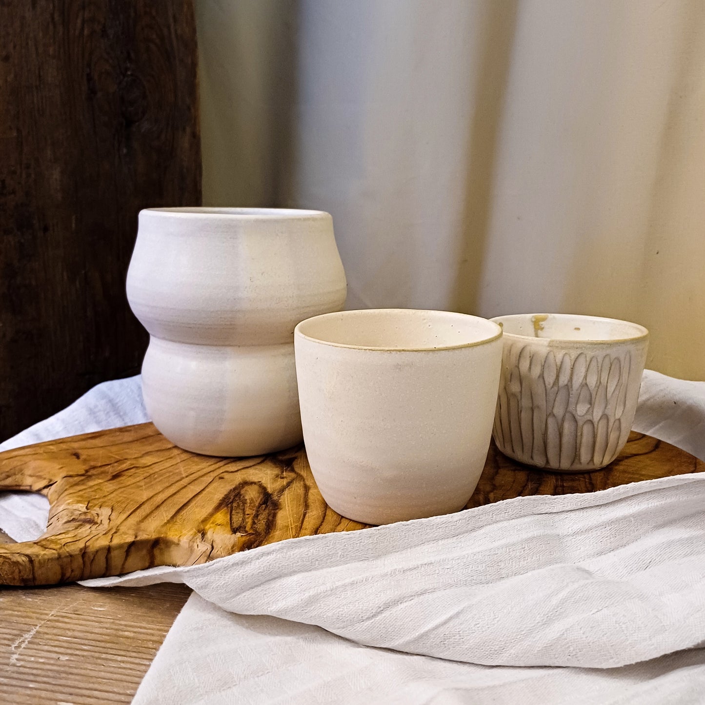 Entzückende Vase in Kalebassenform cremefarben