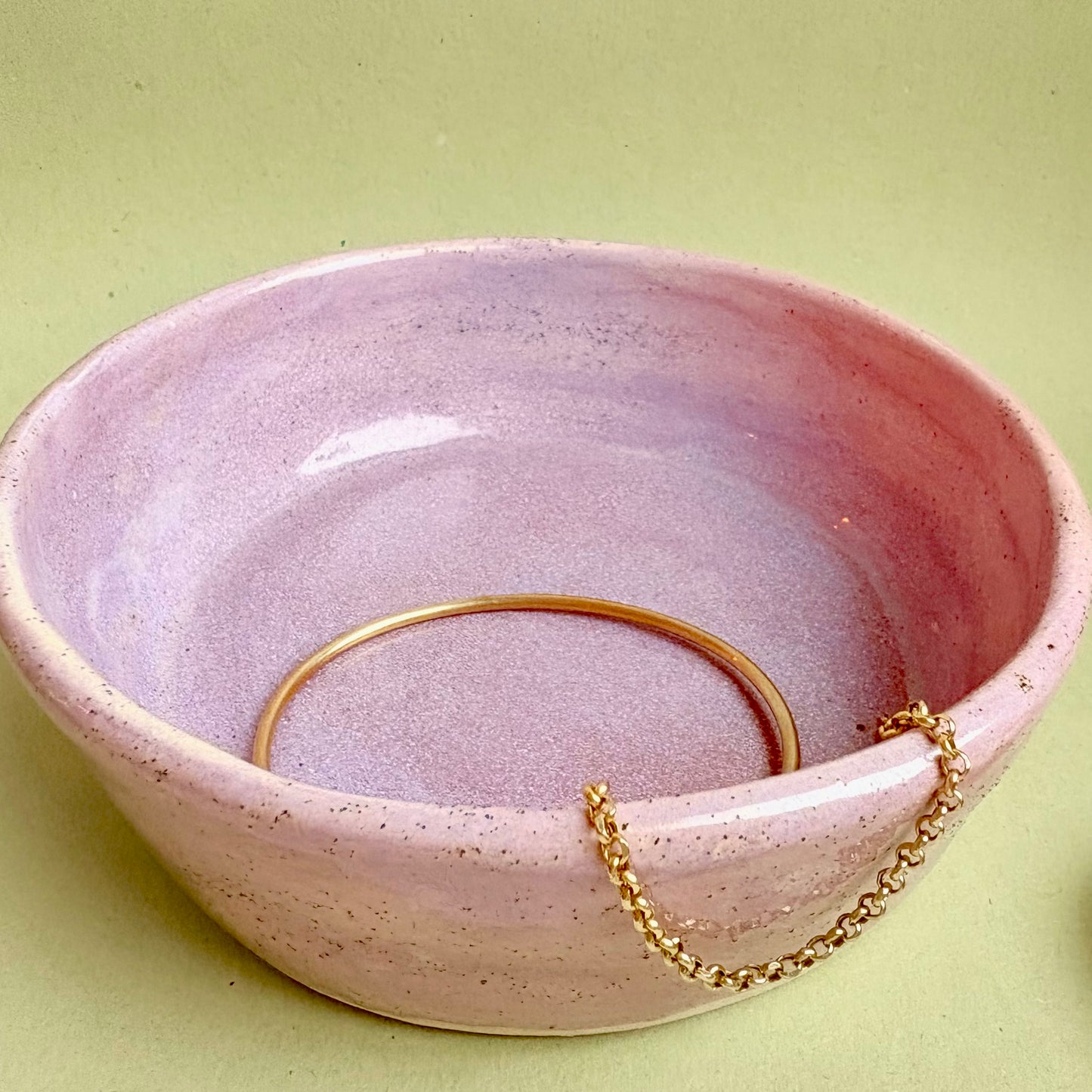 Töpferkurs in Aufbautechnik Thema: Schmuckschalen, Ringhalter und Perlen am 11.01.2026 von 16 - 18.30 Uhr